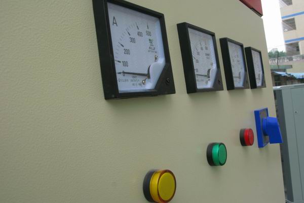 武陟配电柜-3683讲讲配电柜注意事项